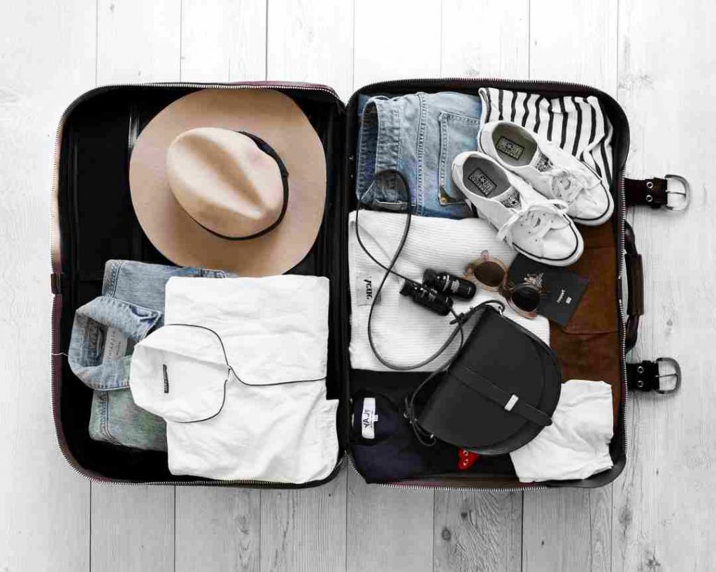 Хотите путешествовать налегке? 12 вещей, к которым вы не прикоснетесь и зря будете таскать за собой всю поездку