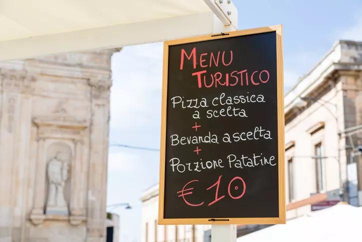 Меню для туристов в Италии: что это такое и стоит ли заказывать