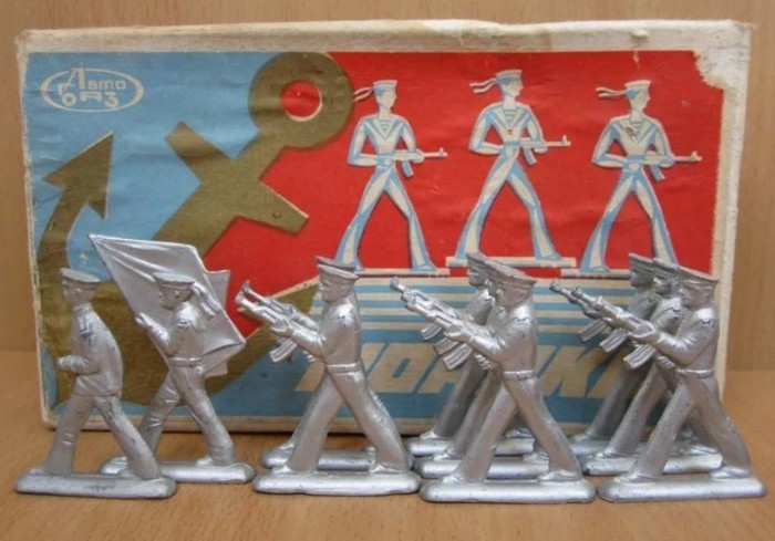Оловянный солдатик не детская игрушка. История создания игрушки-солдатика в СССР