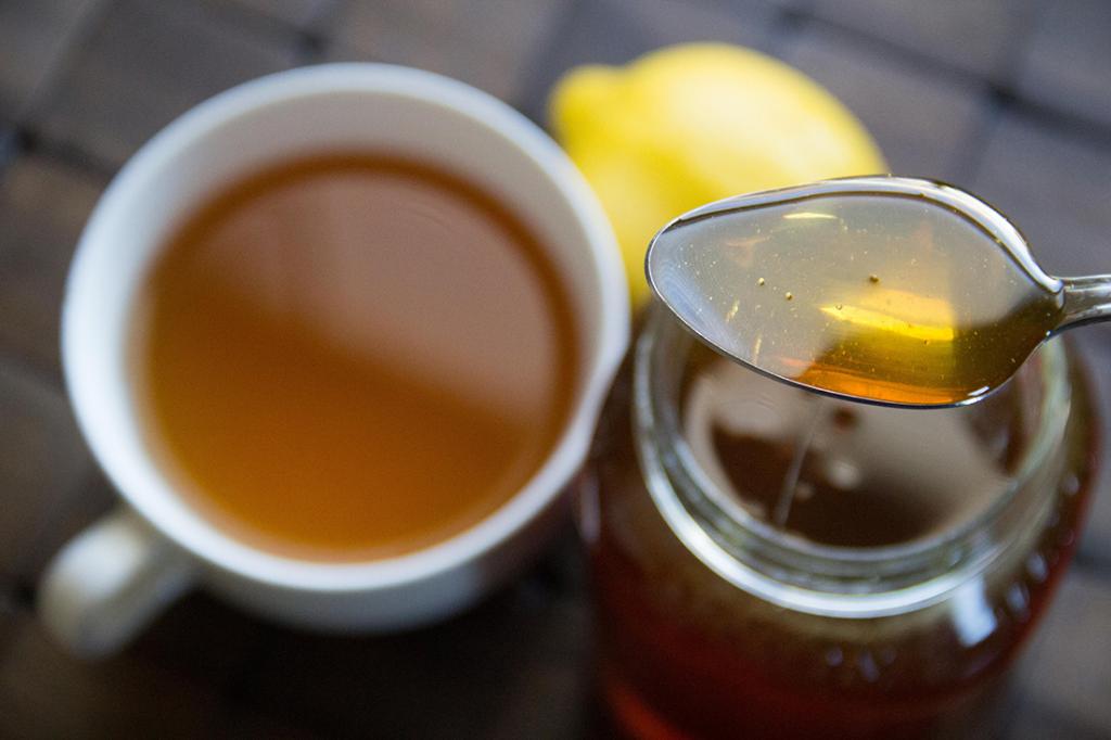 Полезные свойства чая с медом: правда или миф