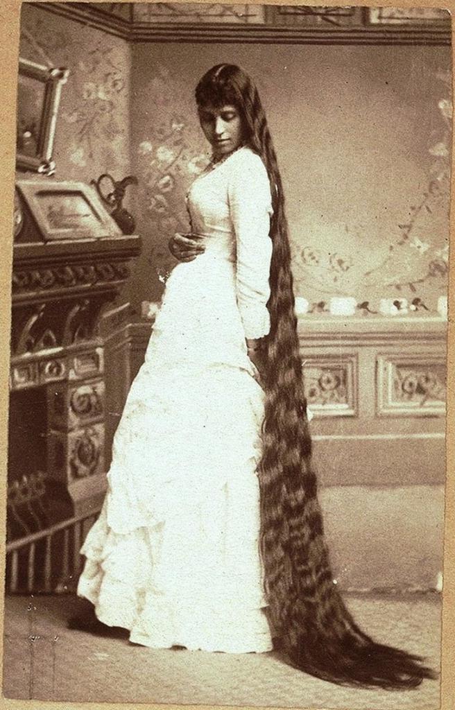 Почему раньше у женщин были длинные волосы