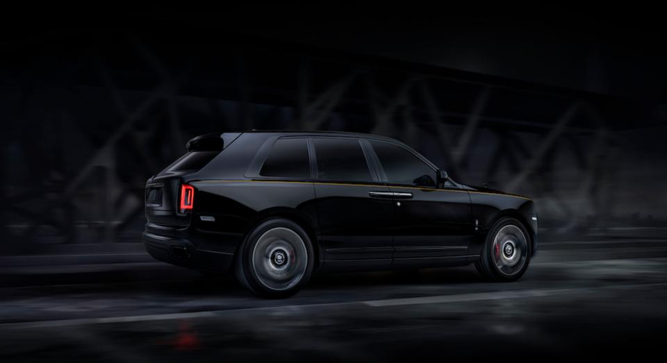 Rolls Royce Black Badge Cullinan. Новый роскошный внедорожник покоряет мировые дороги