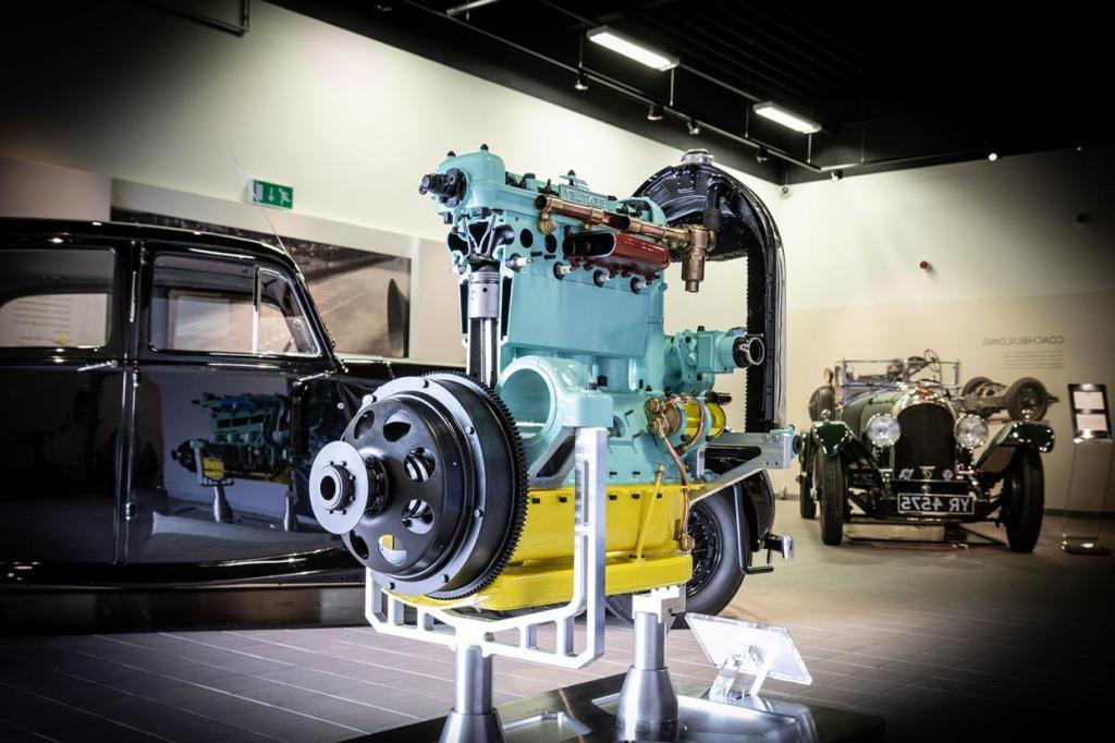 Энтузиасты вернули к жизни 96 летний двигатель «Бентли» к юбилею автопроизводителя