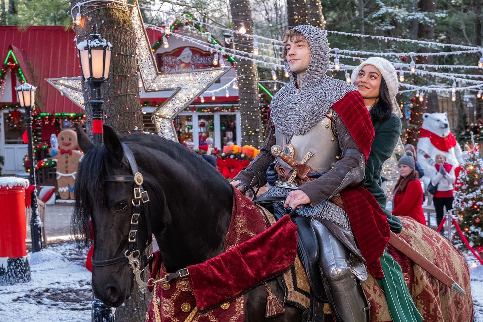  Клаус  и  Рыцарь перед рождеством : лучшие фильмы на Рождество по версии Netflix
