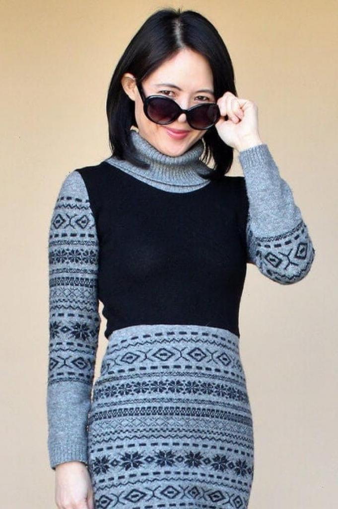 Одно платье из двух свитеров: как сшить модную и стильную вещь своими руками
