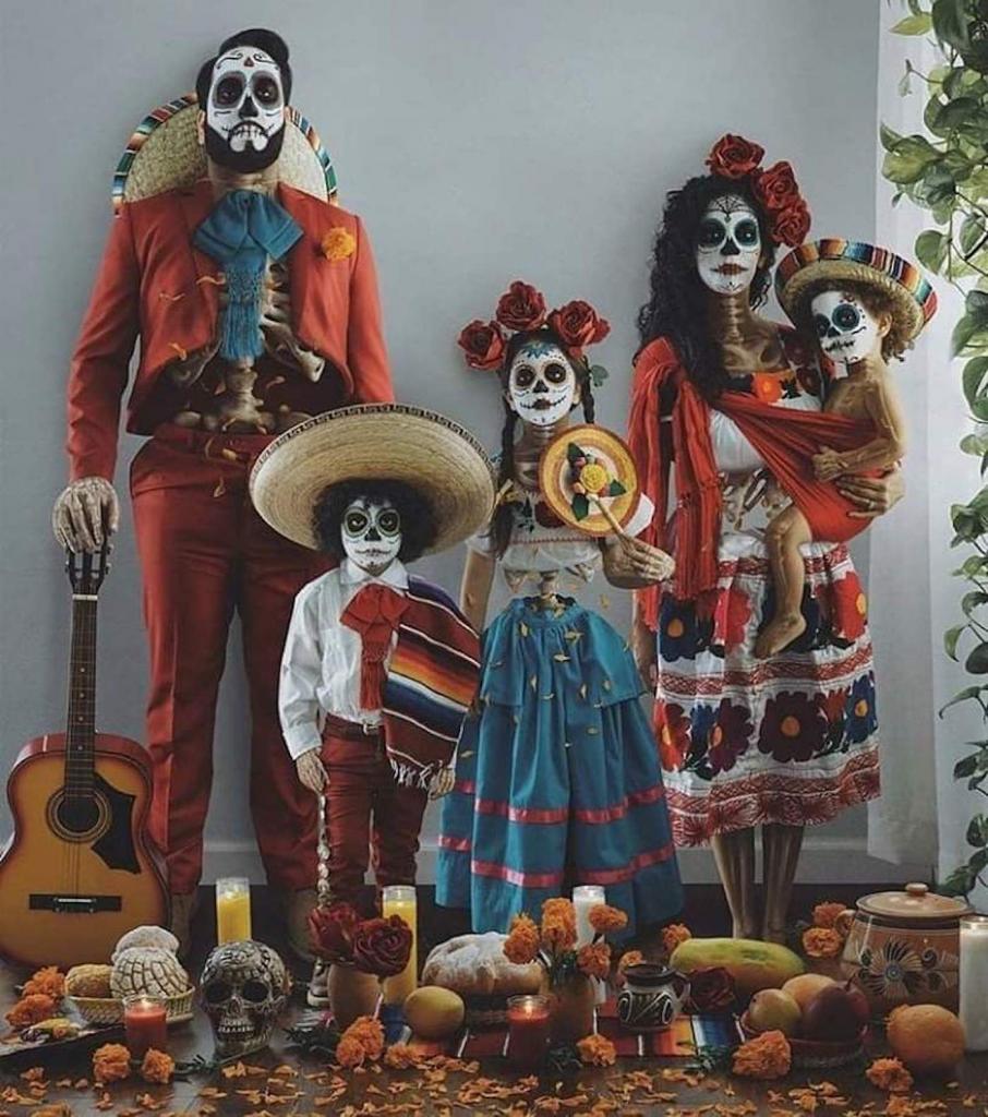 Proshel Tradicionnyj Festival Meksikanskoj Kultury Dia De Los Muertos Luchshie Obrazy 2019 Goda Razvlecheniya Seldon Novosti