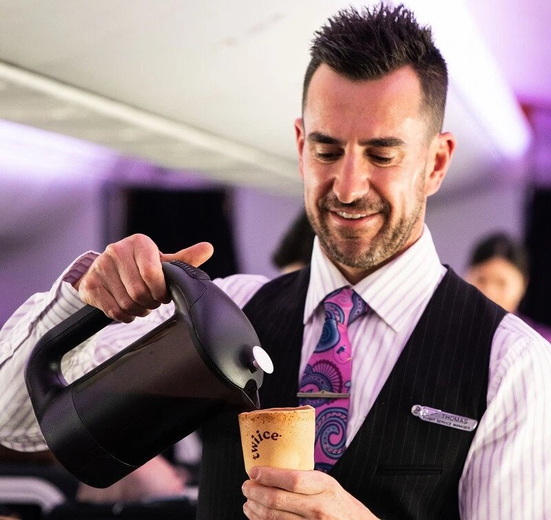 Авиакомпания Новой Зеландии планирует начать использовать съедобные стаканчики для напитков