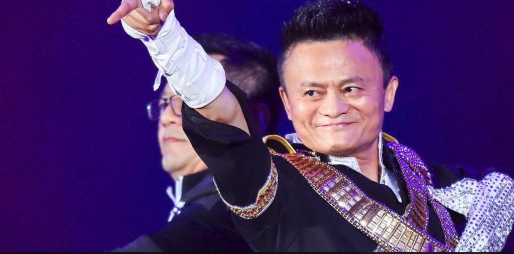 Как тратит свой капитал в 38 миллиардов долларов самый богатый человек в Китае   соучредитель Alibaba Джек Ма
