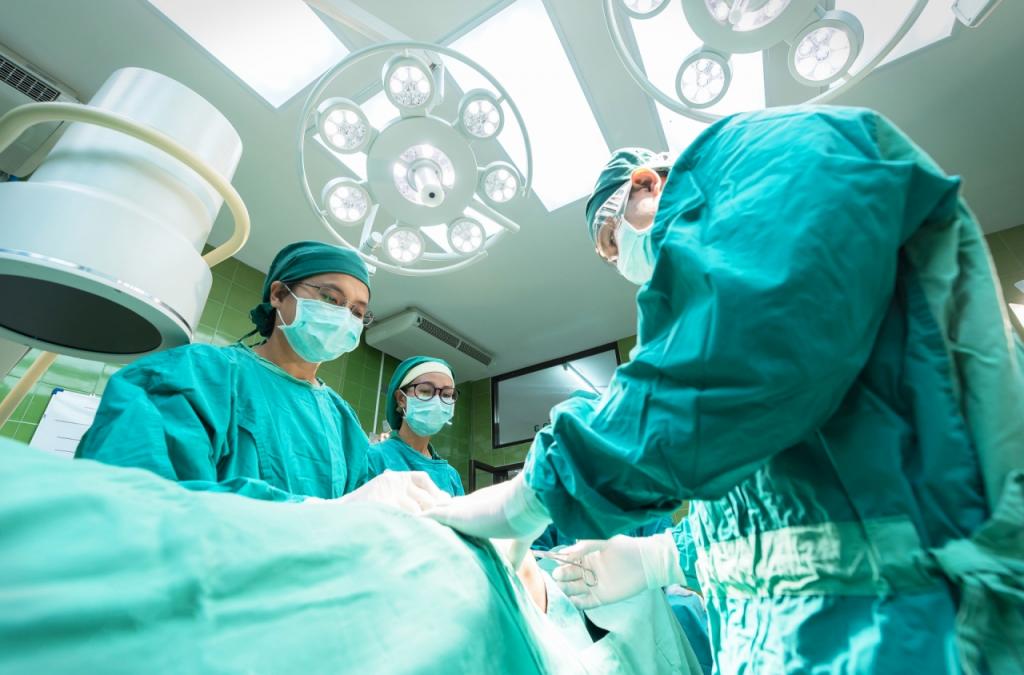 Почему хирурги отказываются от проведения операций в пятницу 13 го, несмотря на то что врачи   народ несуеверный