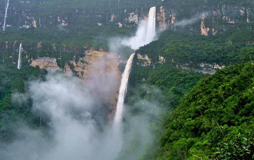 7 самых удивительных водопадов в Перу: некоторые туристы стремятся посмотреть на каждый из них