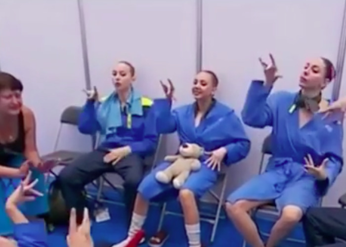 В Сеть попало видео тренировки российских синхронисток в раздевалке: завораживающее зрелище