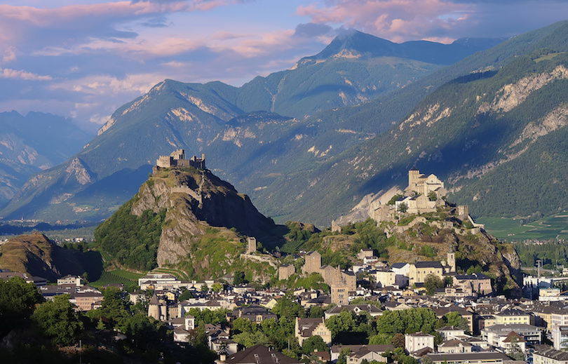 От живописного Сьона до шумного Цюриха: в каких городах Швейцарии стоит побывать туристу