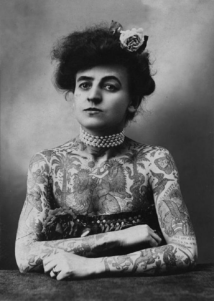 Женщины носили тату задолго до того, как это стало модным. Фото 1890 1960 годов