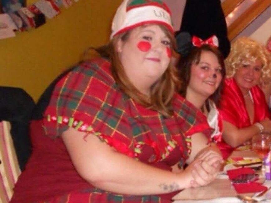 «Я не хочу опять быть толстым эльфом на Рождество!»: девушка похудела на 45 кг и с нетерпением ждет веселого праздника