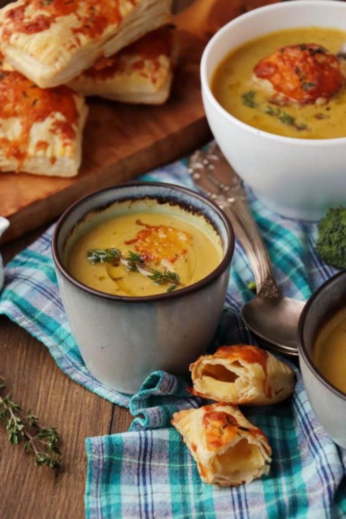 Секретный рецепт моей лучшей подруги: сливочный суп из брокколи и тыквы. Моя семья его просто обожает