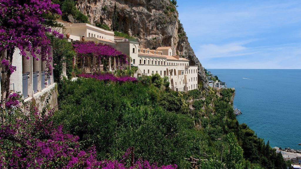 Grand Hotel Convento   очаровательный отель, расположенный на живописном утесе высоко над Средиземным морем