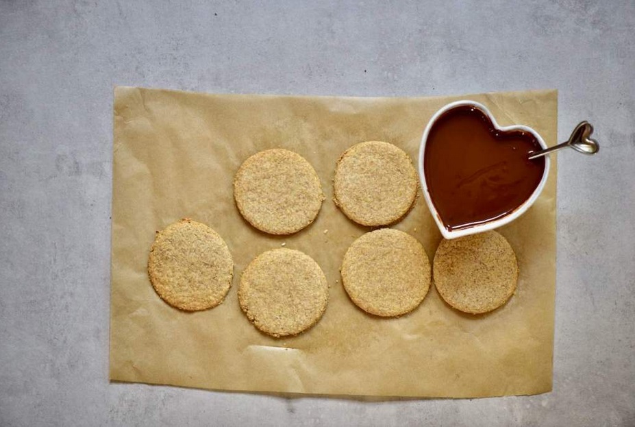 Диетическое печенье с шоколадом: рецепт для сладкоежек, которые хотят держать себя в форме