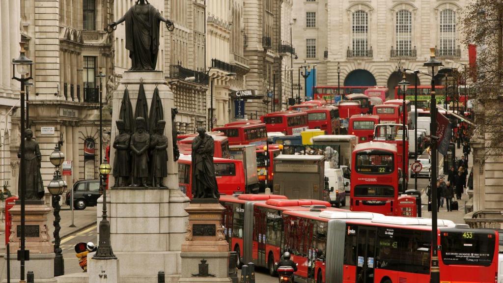 В Великобритании планируют запретить передвигаться по центру старинных городов на автомобиле: практику протестируют в Йорке