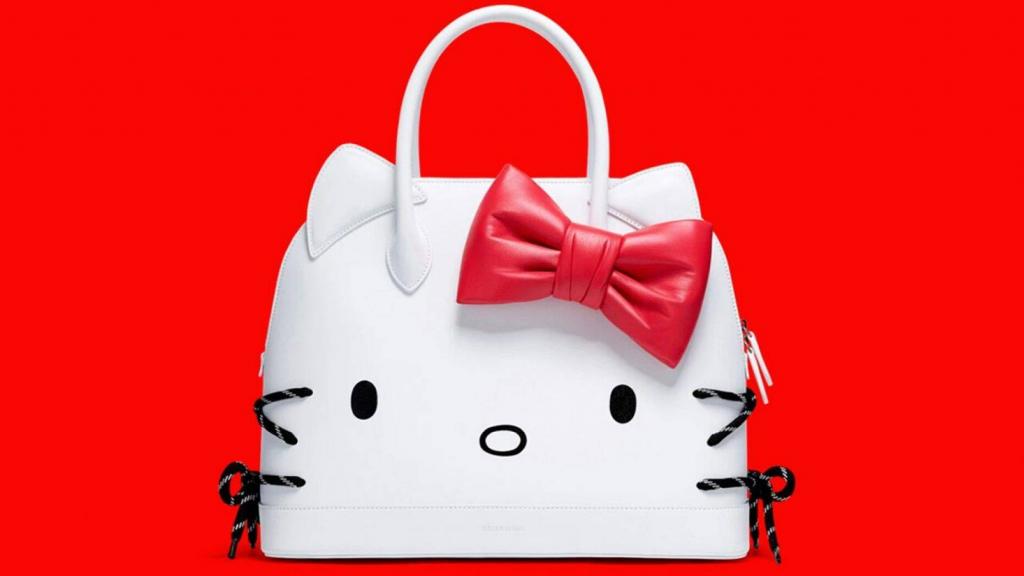Парижский бренд Balenciaga представляет сумку Hello Kitty за 160 000 рублей