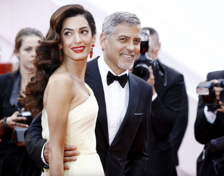 Накануне свадьбы Джордж Клуни пригласил друзей в одну из лучших закусочных, а вместо денег оставил автограф. Самые увлекательные звездные мальчишники