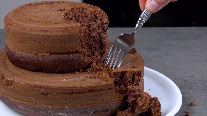 3 идеи для нескучного праздничного торта: ваш ребенок будет в восторге от такого десерта