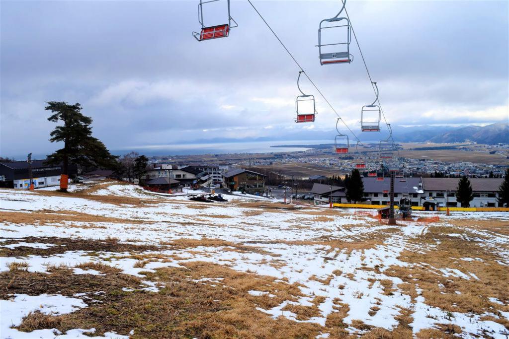 В Японии закрывают горнолыжные курорты из за малого количества выпавшего снега
