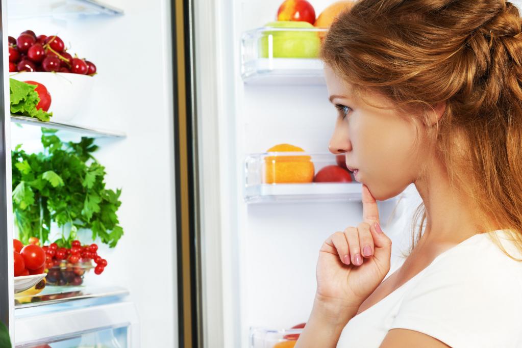 Нужно знать каждой хозяйке: какие блюда можно хранить в холодильнике неделю