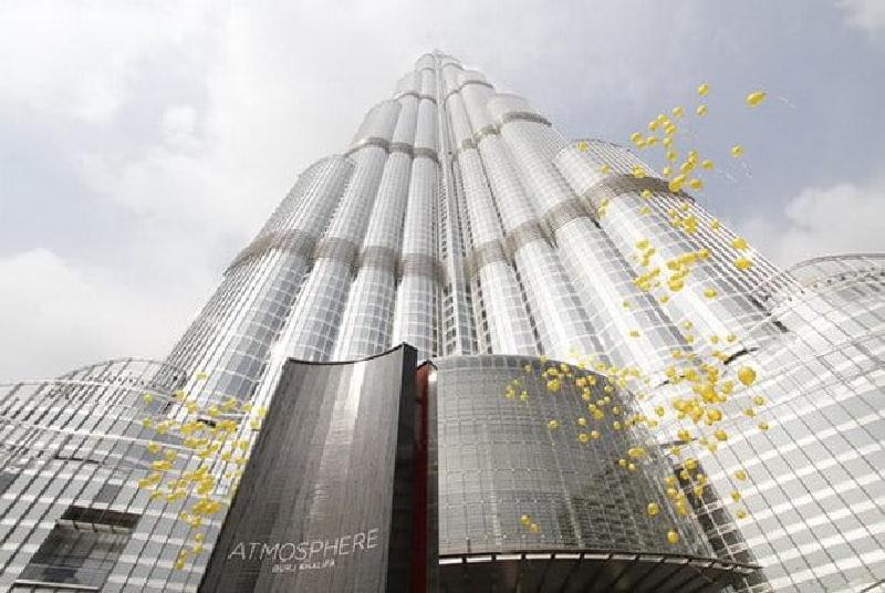 Ужин на 122 м этаже: At.mosphere   самый высокий ресторан в мире