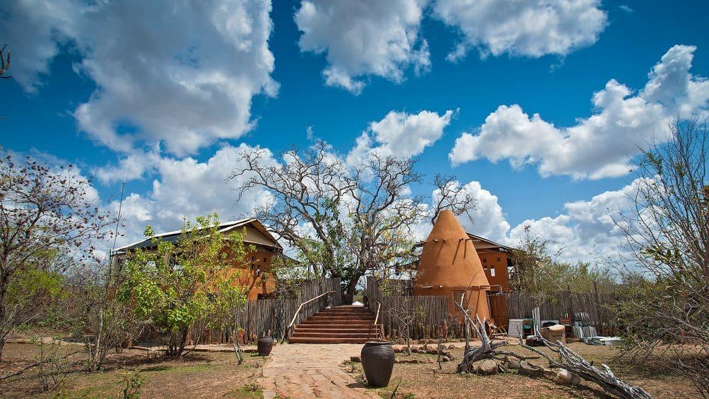 Отель  Азура Селус  в диком заповеднике Африки позволит вам получать незабываемый опыт соседства с дикими животными