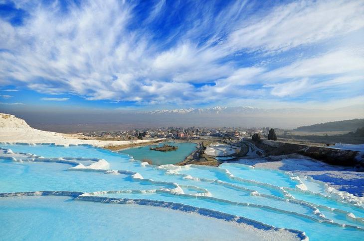 Многие знают про кальцитовый утес в Памуккале, что же еще можно исследовать на этом прекрасном турецком курорте