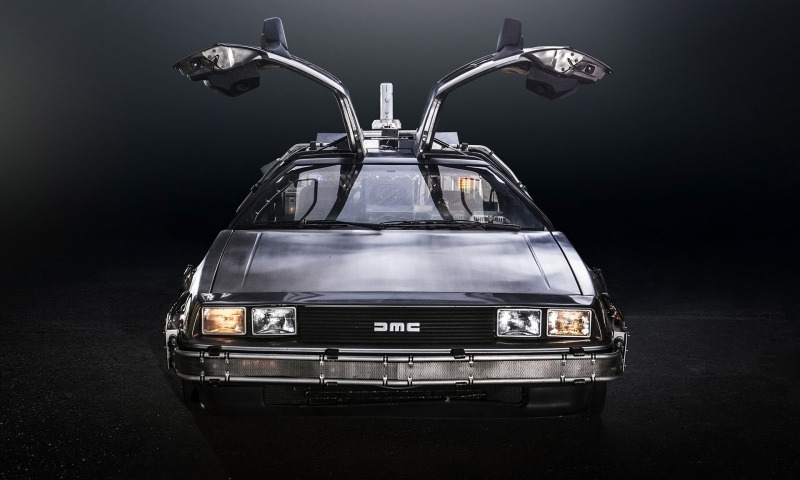 Легендарный DeLorean DMC 12 вернут в продажу: культовый автомобиль из фильма  Назад в будущее  возвращается