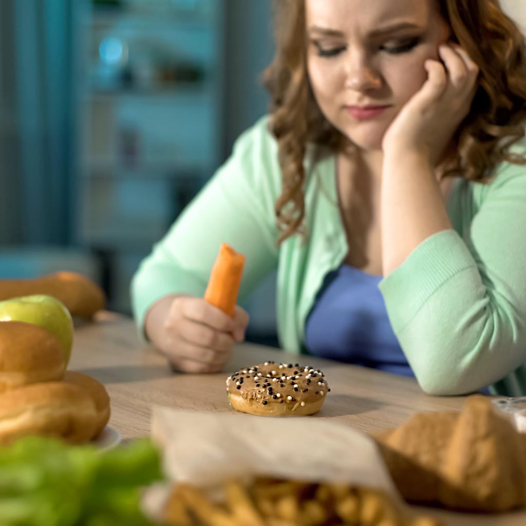 Начать с рациона, который вы сможете выдержать: как перестать чувствовать голод во время диеты