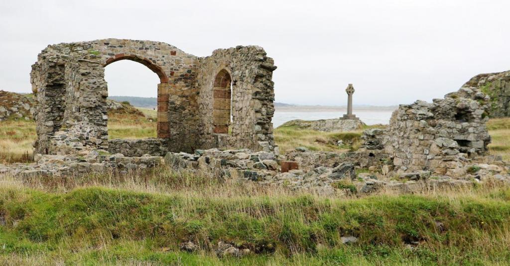 В Уэльсе есть тайный остров влюбленных   Лландуин: он связан с историей принцессы Двинвен