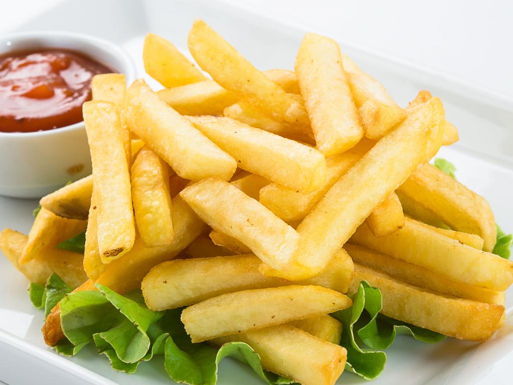 В Европе перестали есть картошку фри, теперь покупателей интересуют качественные продукты