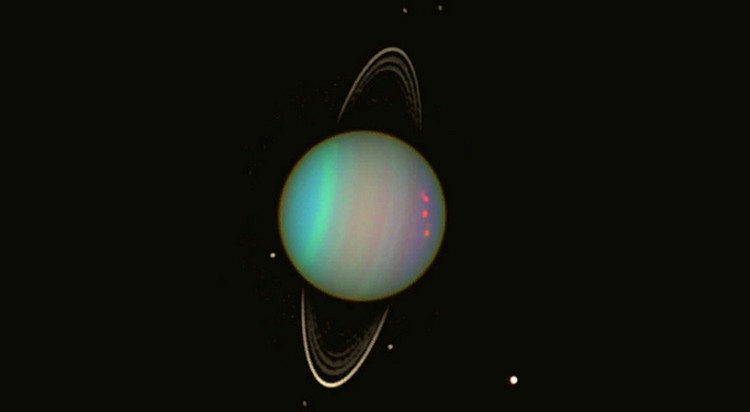 Тайна уникального эксцентричного наклона Урана наконец-то объяснена его столкновением с крупным объектом