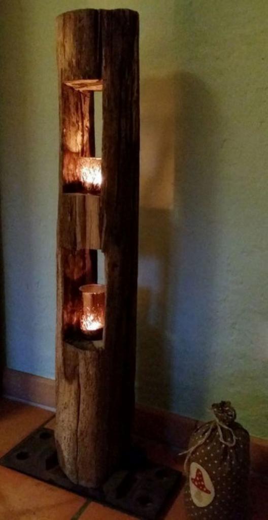 Из старого бревна муж сделал оригинальный светильник. Теперь он является украшением нашего дачного домика