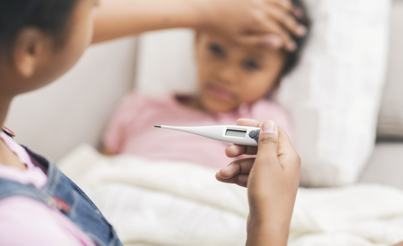 Как распознать коронавирус у детей: обратите внимание на сыпь и боль в животике