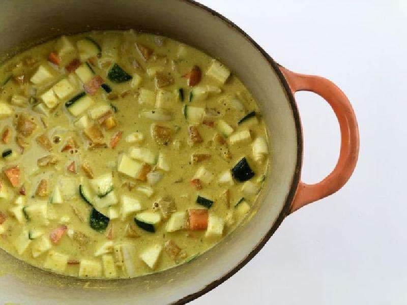 Готовим овощной суп карри на основе кокосового или орехового молока: подробный рецепт с фотографиями