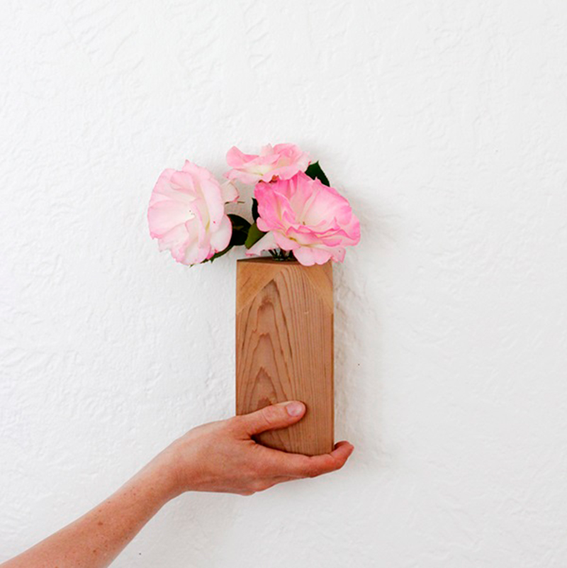Сделаем своими руками стильную геометрическую вазу из деревянного блока