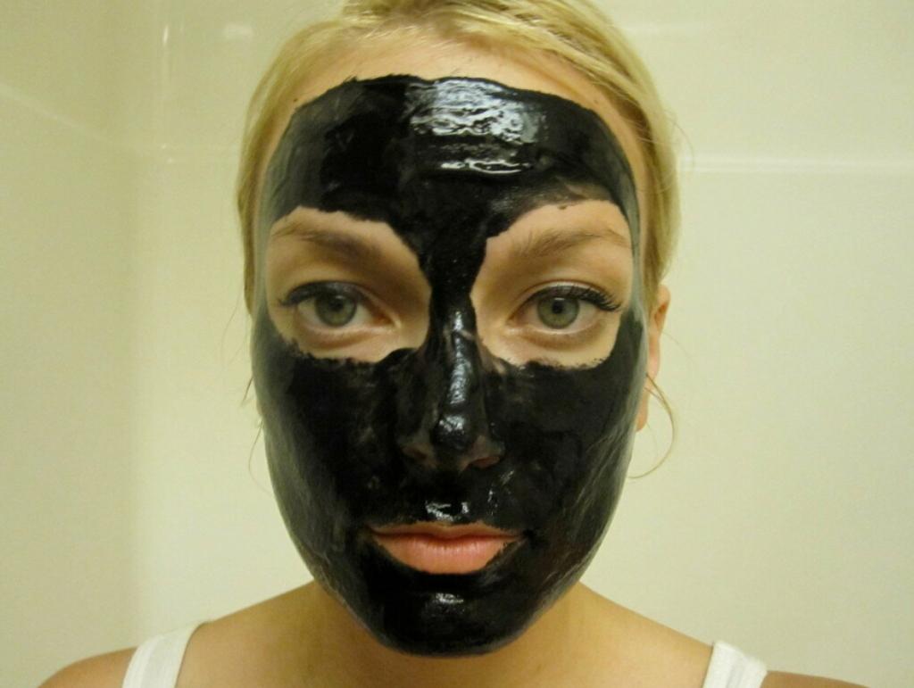 Вечерние маски для лица – пустая трата времени: 3 правила эффективности масок