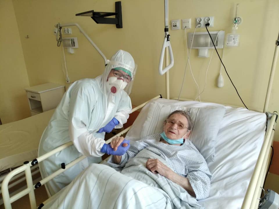 Вылечилась за 3 недели: 103-летняя полячка победила коронавирус