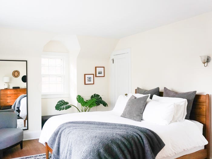 Как организовать пространство в спальне любого размера: 8 советов от экспертов
