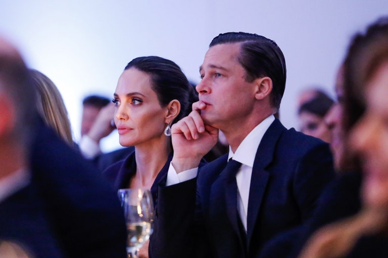 Неожиданное признание: Анджелина Джоли рассталась с Брэдом Питтом ради благополучия 6 детей, и это было правильное решение