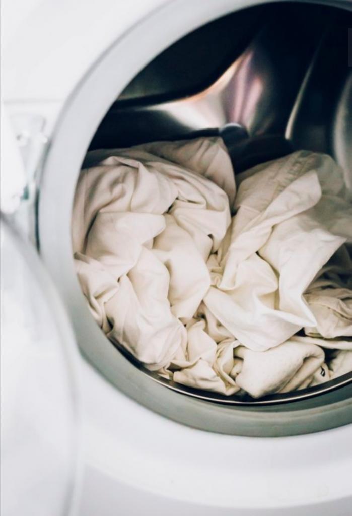 Как я дезинфицирую белье в стиральной машинке: мне помогает хлорка