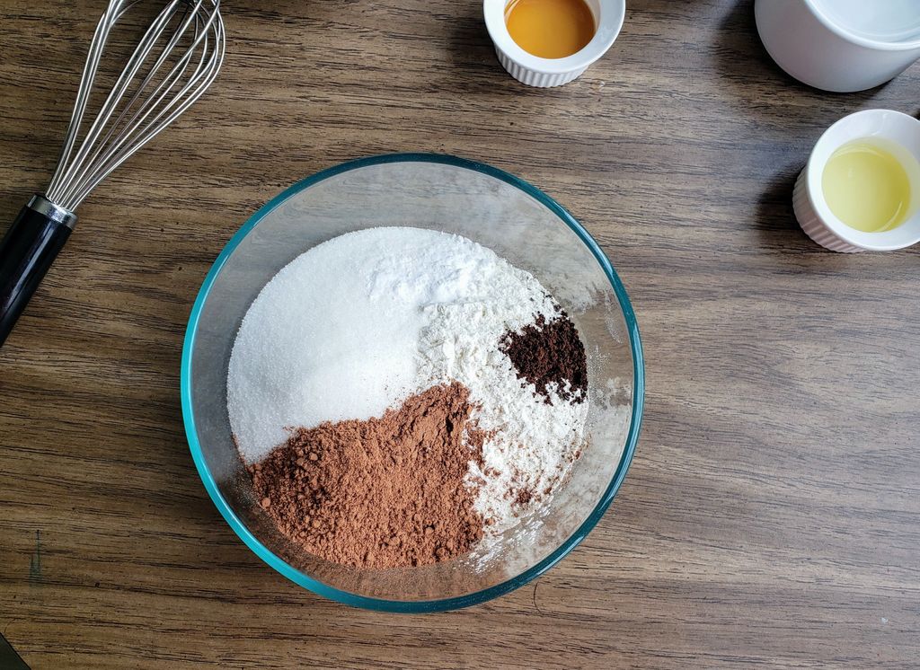 Что можно приготовить из яиц и какао. Какао с яйцом фото. Как приготовить сахарную соду в домашних условиях. Сахарные соды в домашних условиях рецепт.
