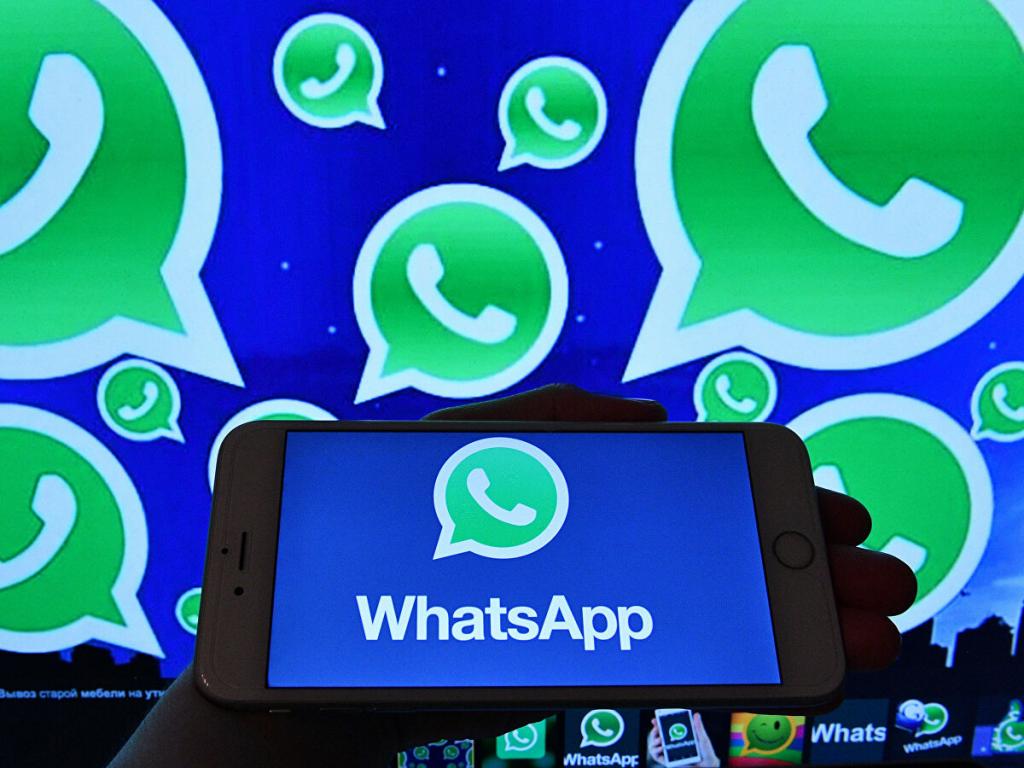 В WhatsApp появятся новые функции: групповой звонок на 8 человек,  ночной  режим и многое другое