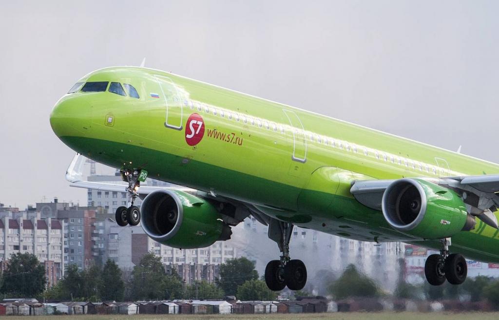 Российская авиакомпания Airlines начинает летать за границу: разрешение на перелеты было дано Росавиацией