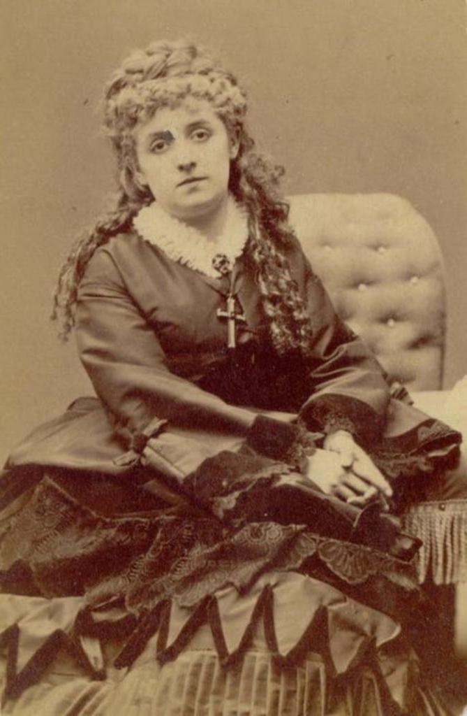 В Викторианскую эпоху были модны кудрявые волосы: фотографии английских кудрявых красоток того времени