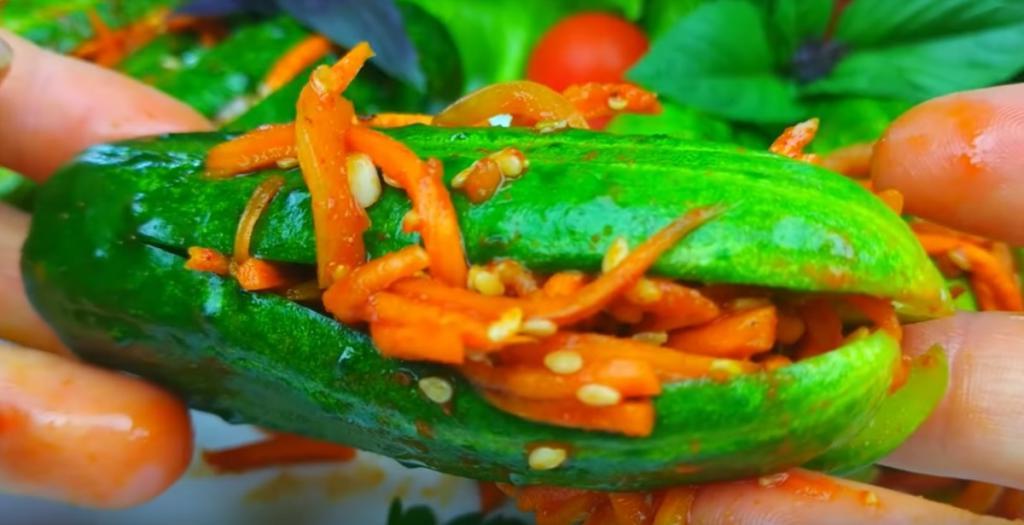 Азиатская закуска из огурца и моркови. Готовлю каждый год, как только начинается сезон свежих овощей
