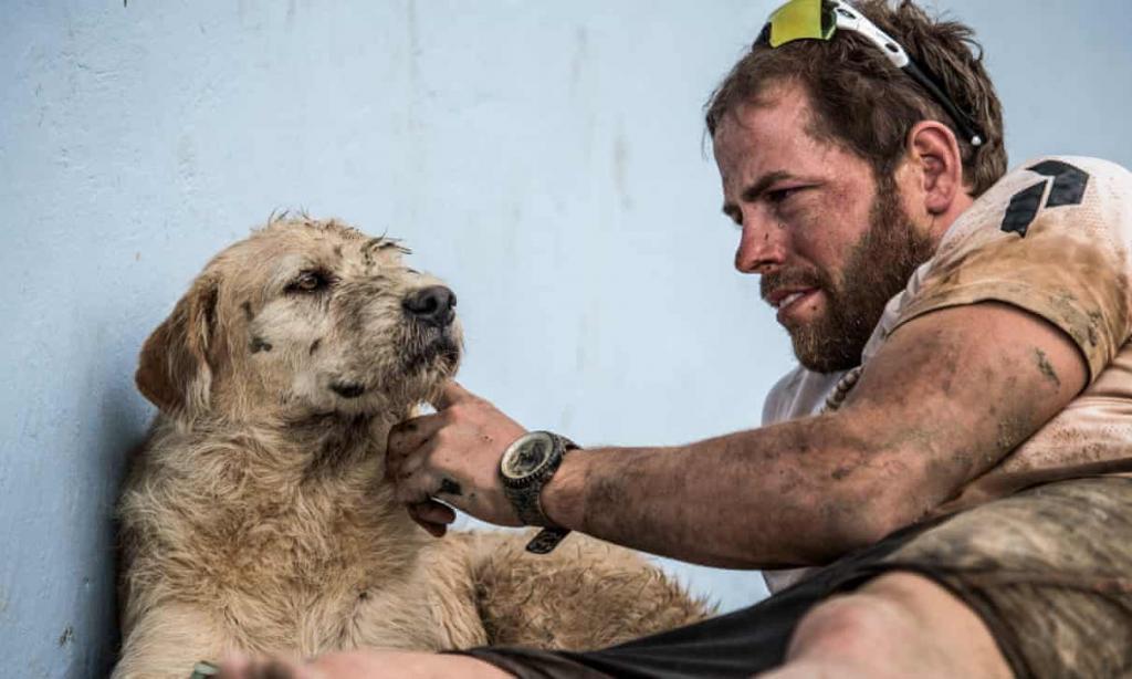 Настоящий пример дружбы: Микаэль Линднорд хотел выиграть марафон в джунглях Эквадора, но отказался от мечты ради пса, которого назвал Артуром